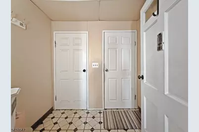 733 Schuyler Ave, Lyndhurst Township, NJ 07071 - Photo 18