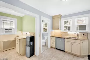 384 Catherine St, Somerville, NJ 08876 - Photo 10