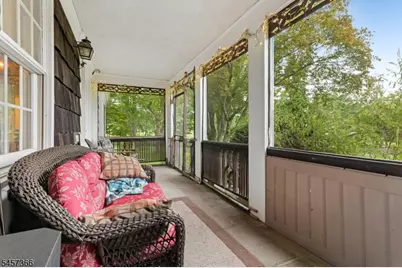 41 Laurel Ave, West Orange Township, NJ 07052 - Photo 22
