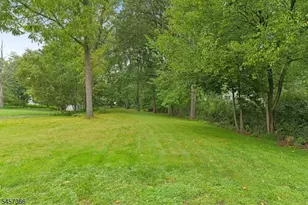 41 Laurel Ave, West Orange Township, NJ 07052 - Photo 30