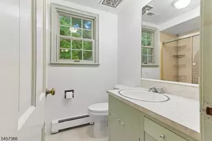 41 Laurel Ave, West Orange Township, NJ 07052 - Photo 18