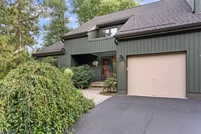 5 Carla Ct #5, Morristown, NJ 07960 - Photo 2