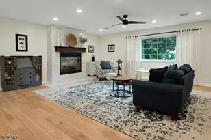 27 Big Piece Rd, Fairfield, NJ 07004 - Photo 14