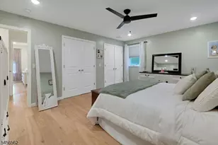 27 Big Piece Rd, Fairfield, NJ 07004 - Photo 16