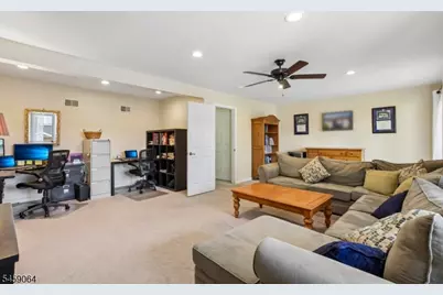 411 Heights Dr, Haledon, NJ 07508 - Photo 32