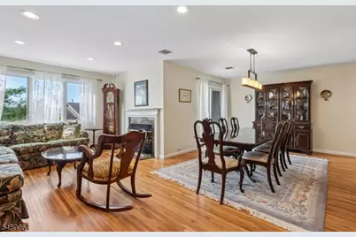 411 Heights Dr, Haledon, NJ 07508 - Photo 8