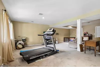 411 Heights Dr, Haledon, NJ 07508 - Photo 40
