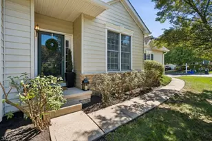 66 Patriot Hill Dr, Bernards Township, NJ 07920 - Photo 4