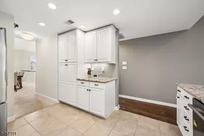 703 Timberbrooke Drive, Bedminster Township, NJ 07921 - Photo 12