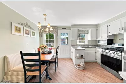 17 Middle Ave, Summit, NJ 07901 - Photo 8