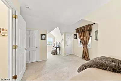 17 Middle Ave, Summit, NJ 07901 - Photo 16