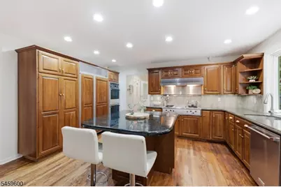 6 Fawn Ridge Rd, Clinton Township, NJ 08833 - Photo 16