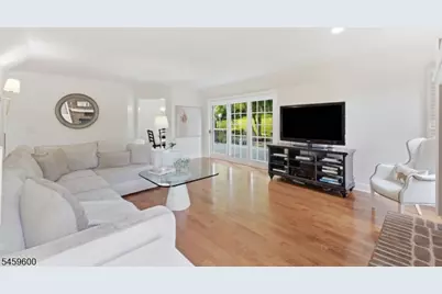 6 Fawn Ridge Rd, Clinton Township, NJ 08833 - Photo 12