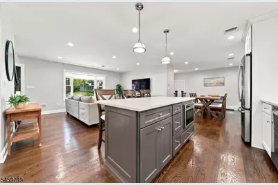 122 Spruce St, Midland Park, NJ 07432 - Photo 8