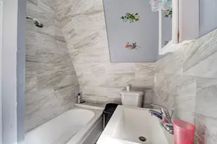 18 Shanley Ave, Newark, NJ 07108 - Photo 8