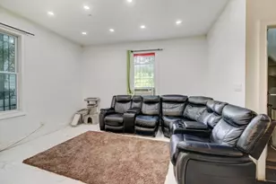 18 Shanley Ave, Newark, NJ 07108 - Photo 18