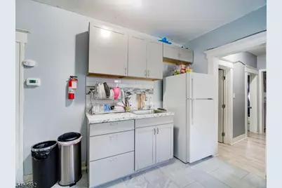 18 Shanley Ave, Newark, NJ 07108 - Photo 6