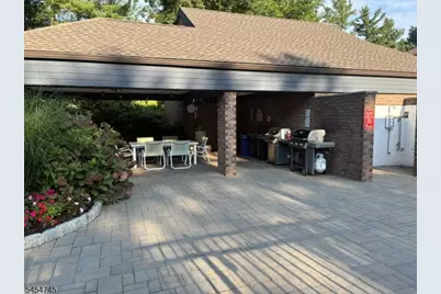 132 Indian Hollow Ct #132, Mahwah, NJ 07430 - Photo 16
