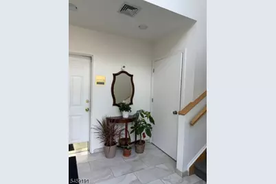 1425 Pompton Ave, Cedar Grove, NJ 07009 - Photo 2