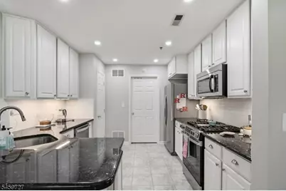 61 Taft Ln, Morristown, NJ 07960 - Photo 10