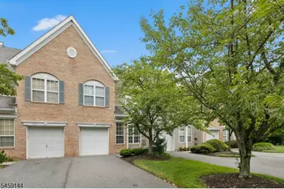 774 Featherbed Lane, Clark Township, NJ 07066 - Photo 2