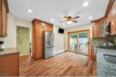 253 Winfield Ter, Union Township, NJ 07083 - Photo 12