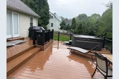 456 Bayberry Ln, Mountainside, NJ 07092 - Photo 2