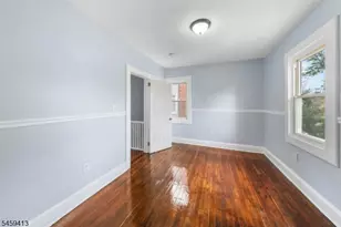 125 Pine Grove Terrace, Newark, NJ 07106 - Photo 14