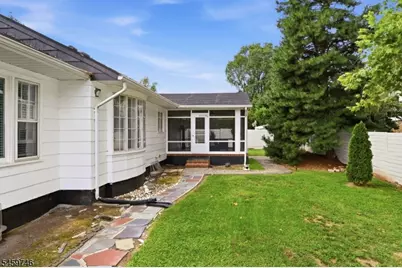 314 Judges Ln, North Plainfield, NJ 07063 - Photo 24