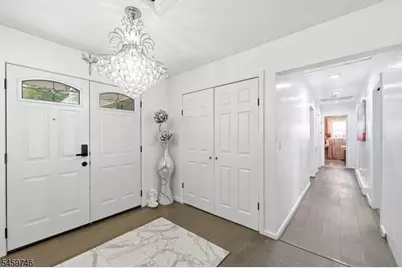314 Judges Ln, North Plainfield, NJ 07063 - Photo 2