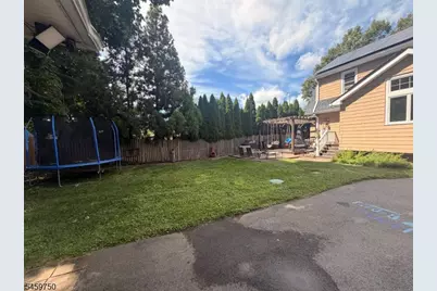 33 Poplar Ave, Pequannock Township, NJ 07444 - Photo 4
