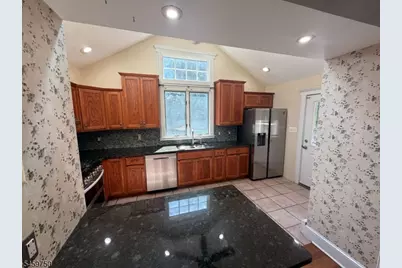 33 Poplar Ave, Pequannock Township, NJ 07444 - Photo 8