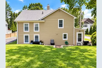 110 W Chrystal St, Dover, NJ 07801 - Photo 2