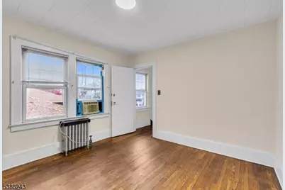 906 Dewitt St, Linden, NJ 07036 - Photo 22