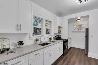 906 Dewitt St, Linden, NJ 07036 - Photo 10