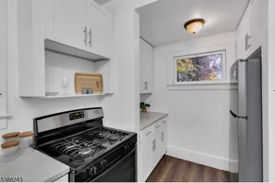 906 Dewitt St, Linden, NJ 07036 - Photo 14