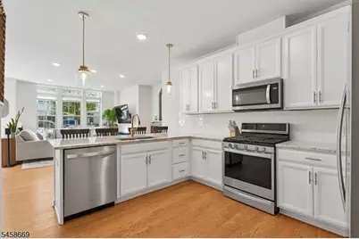 1002 Station Rd, Somerville, NJ 08876 - Photo 6