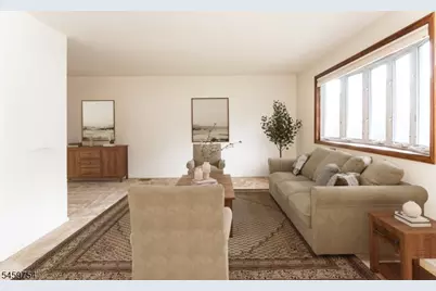 28 Overlook Dr, Jefferson Township, NJ 07438 - Photo 2