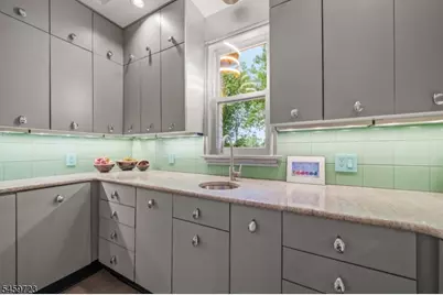303 Upper Mountain Avenue, Montclair, NJ 07043 - Photo 14