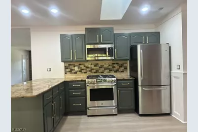 1058 Hoffman Rd, Bridgewater, NJ 08807 - Photo 2