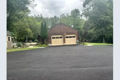 1058 Hoffman Rd, Bridgewater, NJ 08807 - Photo 22