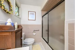 544 Pinewood Ave, Roselle Park, NJ 07204 - Photo 24