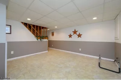 544 Pinewood Ave, Roselle Park, NJ 07204 - Photo 34