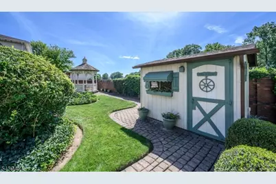 544 Pinewood Ave, Roselle Park, NJ 07204 - Photo 40