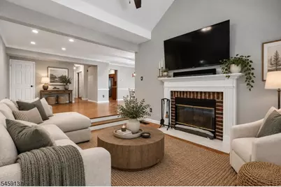 54 Countryside Dr Ondo, Bernards Township, NJ 07920 - Photo 4