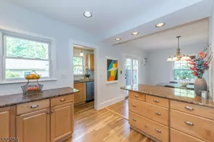 69 Gordonhurst Ave, Montclair, NJ 07043 - Photo 16