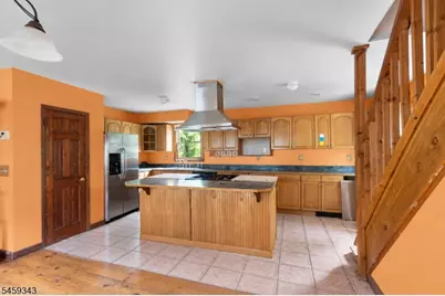 20 Pershing Ave, Jefferson Township, NJ 07849 - Photo 2