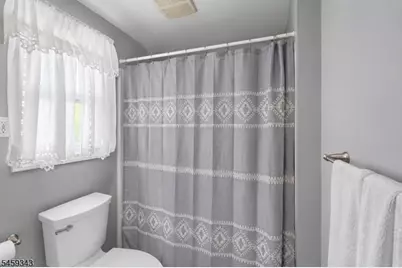 20 Pershing Ave, Jefferson Township, NJ 07849 - Photo 12