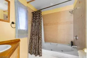 20 Pershing Ave, Jefferson Township, NJ 07849 - Photo 20