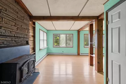 20 Pershing Ave, Jefferson Township, NJ 07849 - Photo 8